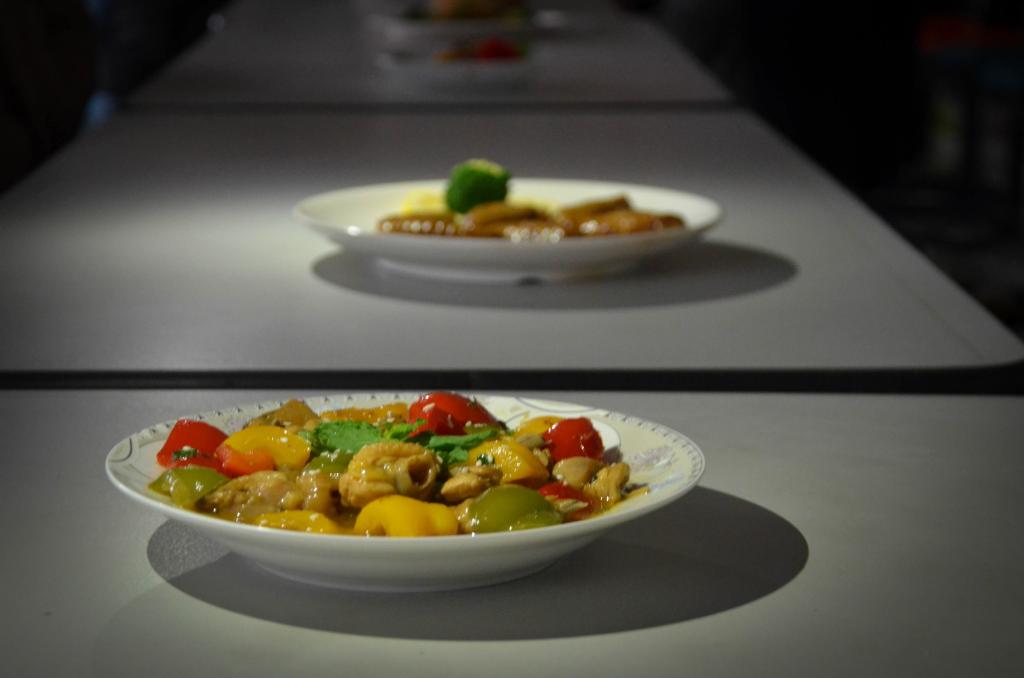 一共有16支队伍参赛