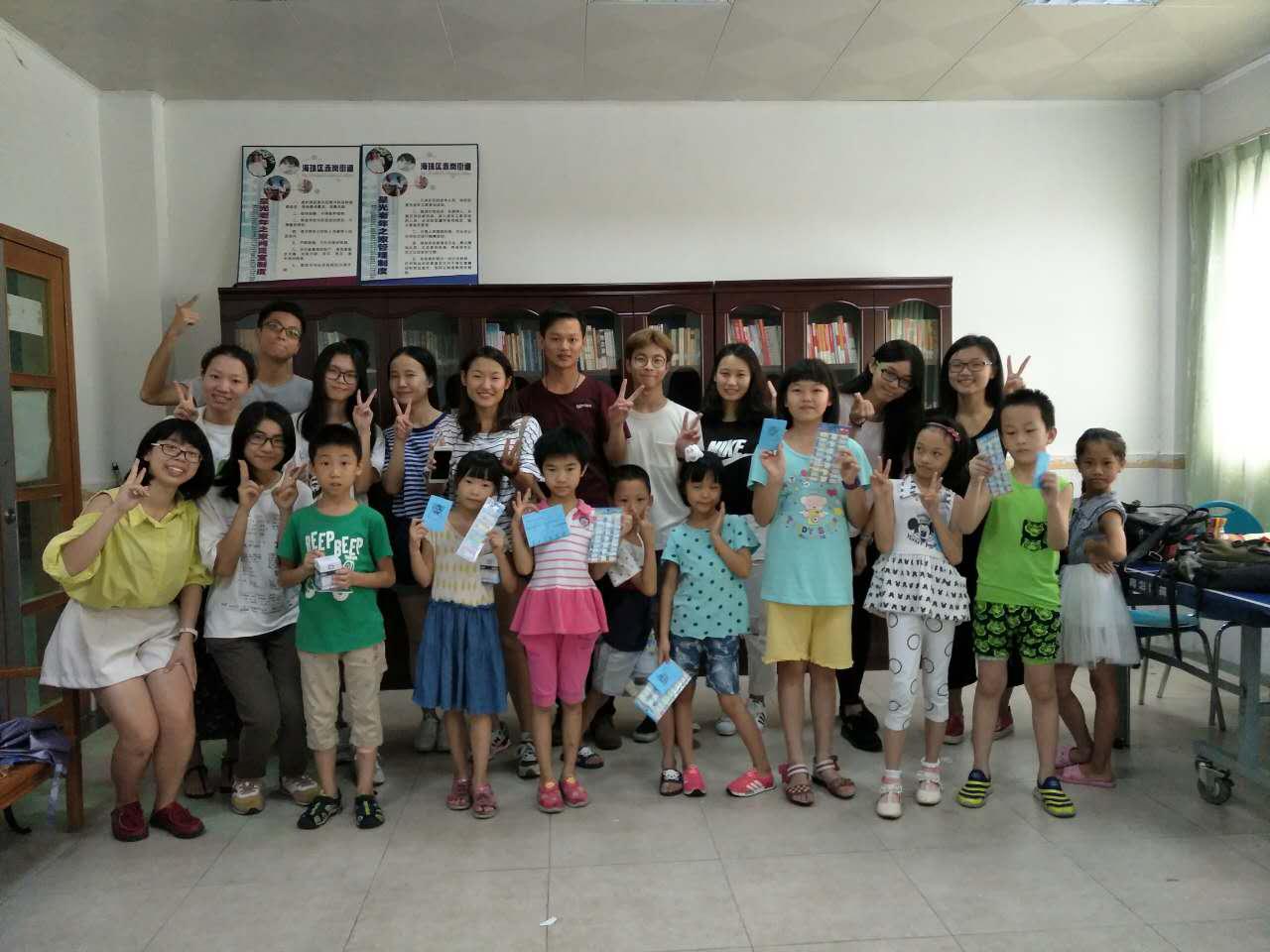 社工1501班, 48颗心,温暖80亿人